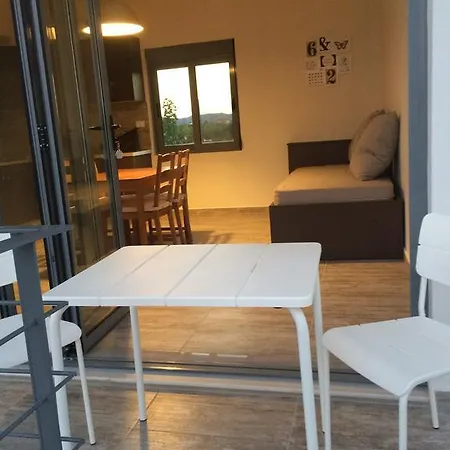 Апартаменты Melita Seaside