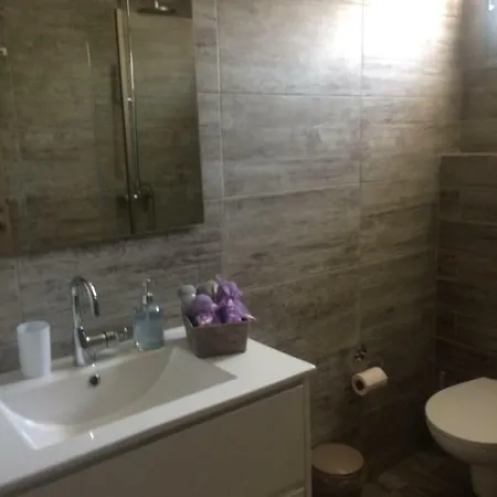 Melita Seaside * Хараки