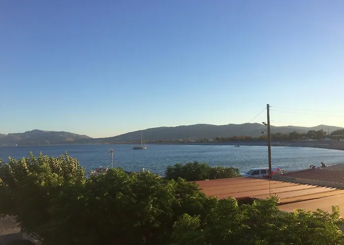 Melita Seaside Apartament Haraki