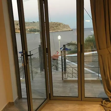 Melita Seaside Appartement Charaki